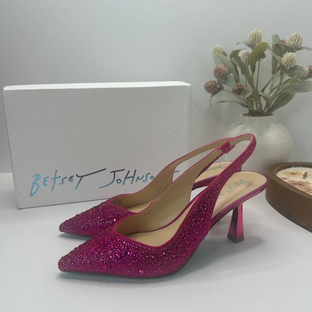 Blue by Betsey Johnson Mya Glass Beaded Pump Fuchsia Women 8.5M NWB